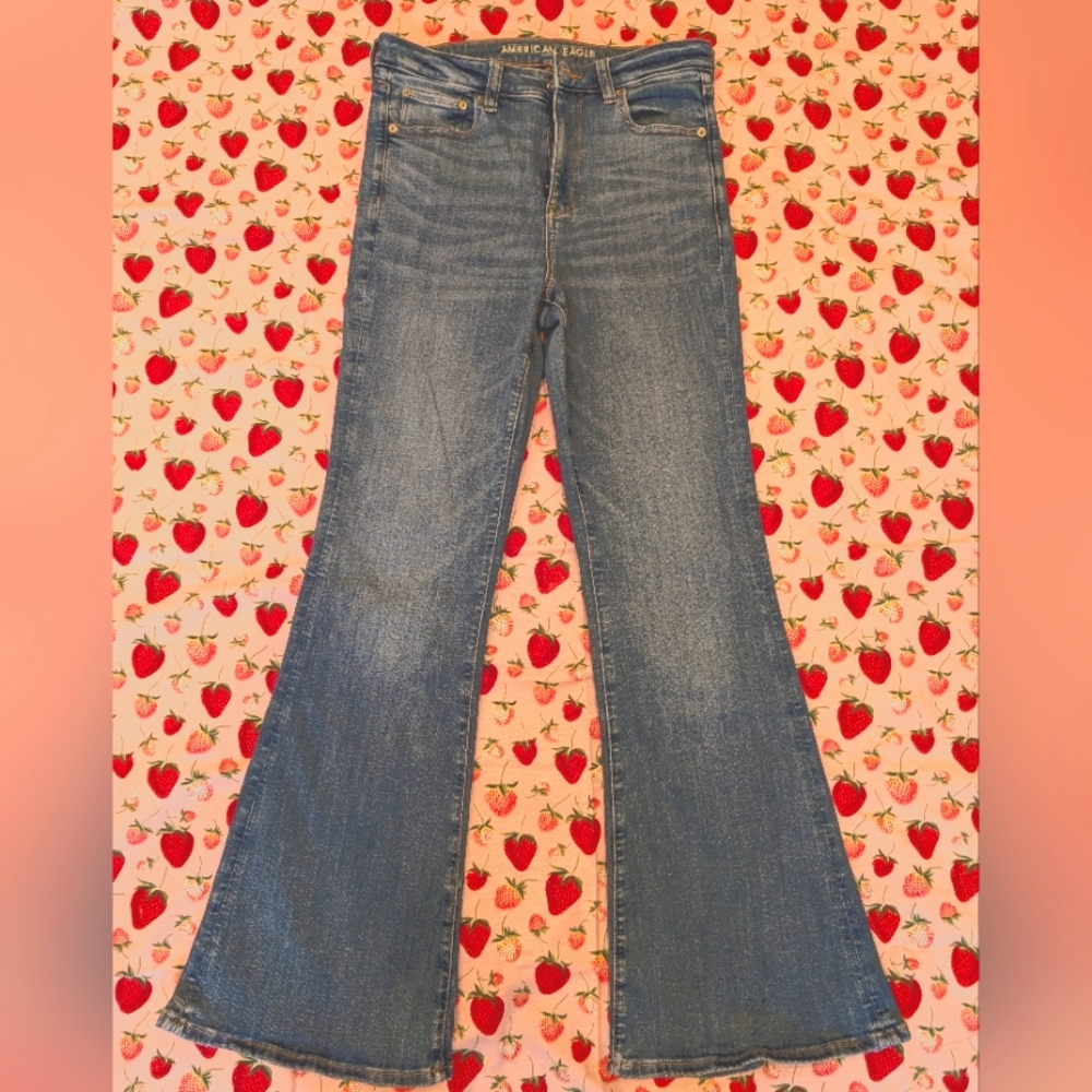 American Eagle Super High Rise Flare 8R
